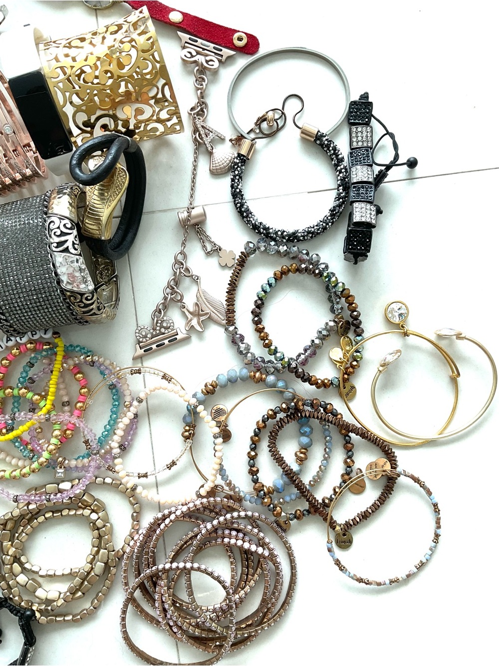 7+ Lb Wearable Costume Jewelry Reseller Lot Mixed Jewelry - Picture 9 of 16